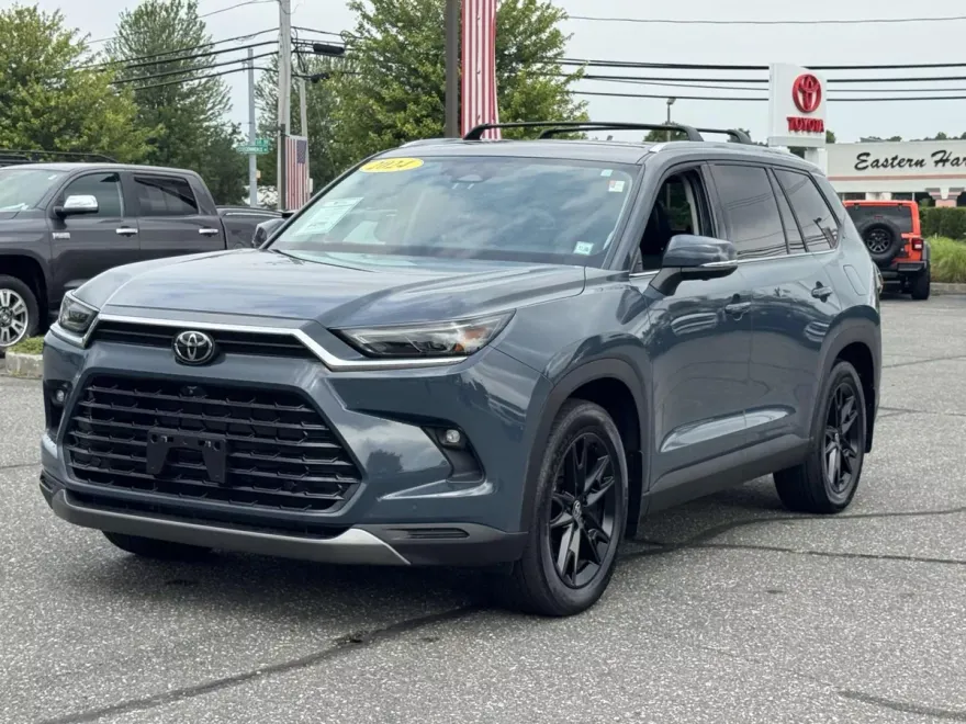 2024 Toyota Grand Highlander Limited AWD photo 1