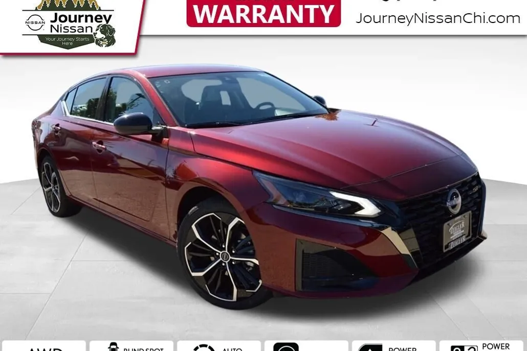 2025 Nissan Altima SR photo 1