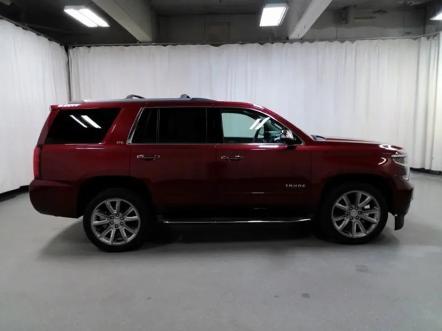 2016 Chevrolet Tahoe LTZ photo 1