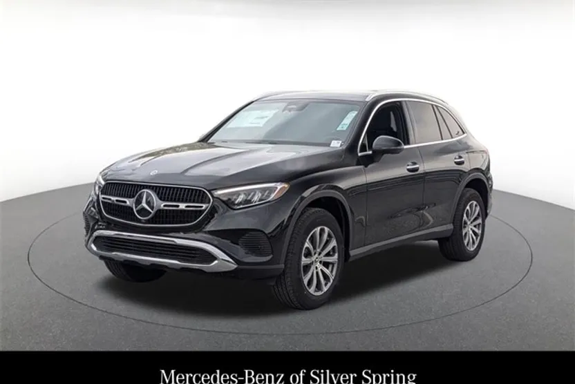 2025 Mercedes Benz GLC 300 4MATIC photo 1