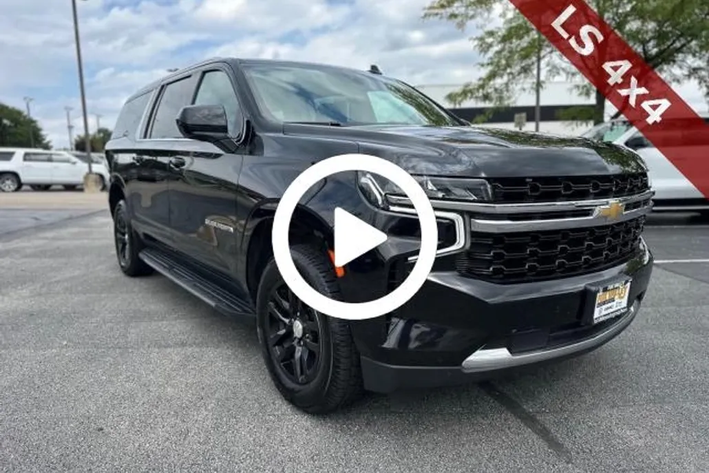 2021 Chevrolet Suburban LS photo 1