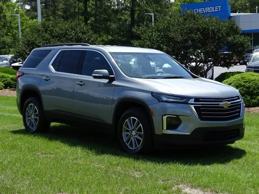 2023 Chevrolet Traverse Cloth photo 1