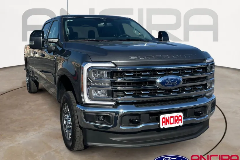 2026 Ford F-350 Lariat photo 1