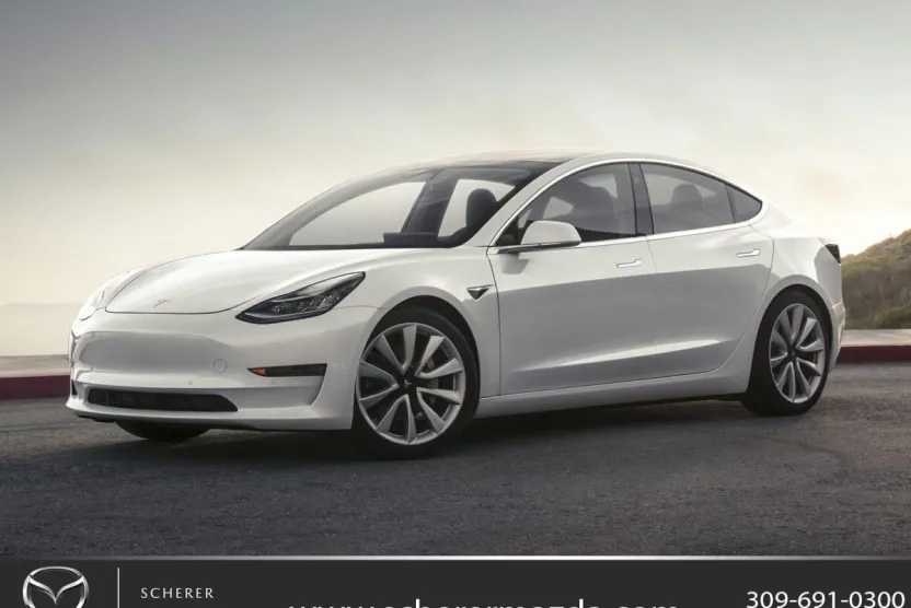 2019 Tesla Model 3 Standard Range Plus photo 1