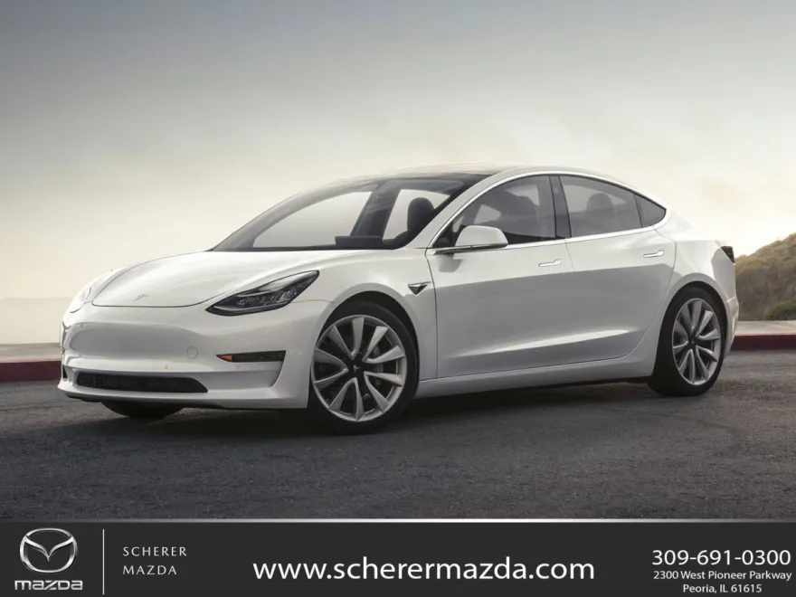 2019 Tesla Model 3 Standard Range Plus photo 1