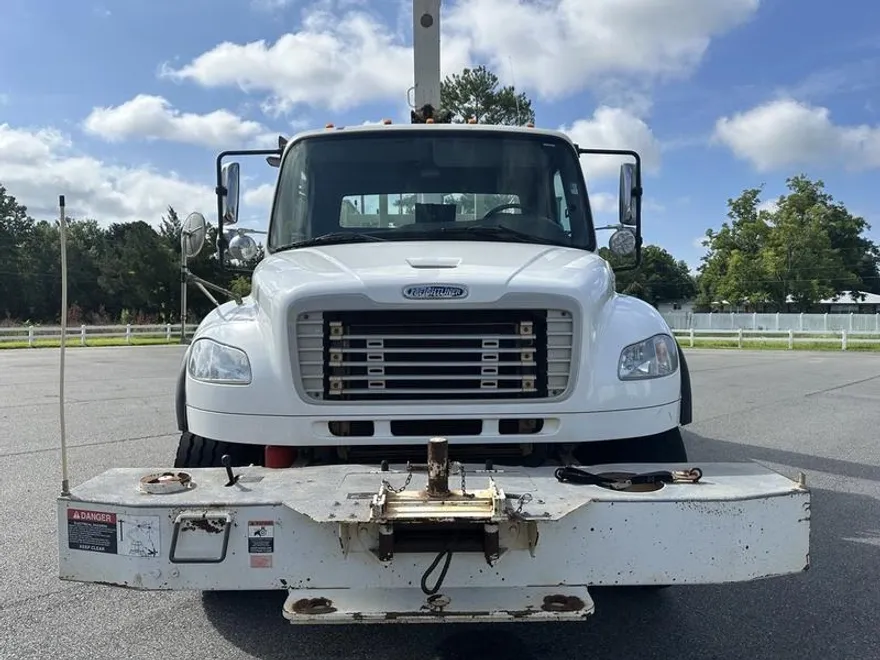 2013 Freightliner M2 106 Medium Duty photo 1