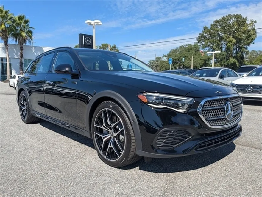 2026 Mercedes Benz E 53 AMG Sedan photo 1