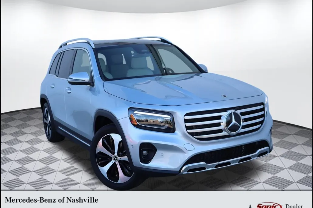 2025 Mercedes Benz GLB 250 photo 1
