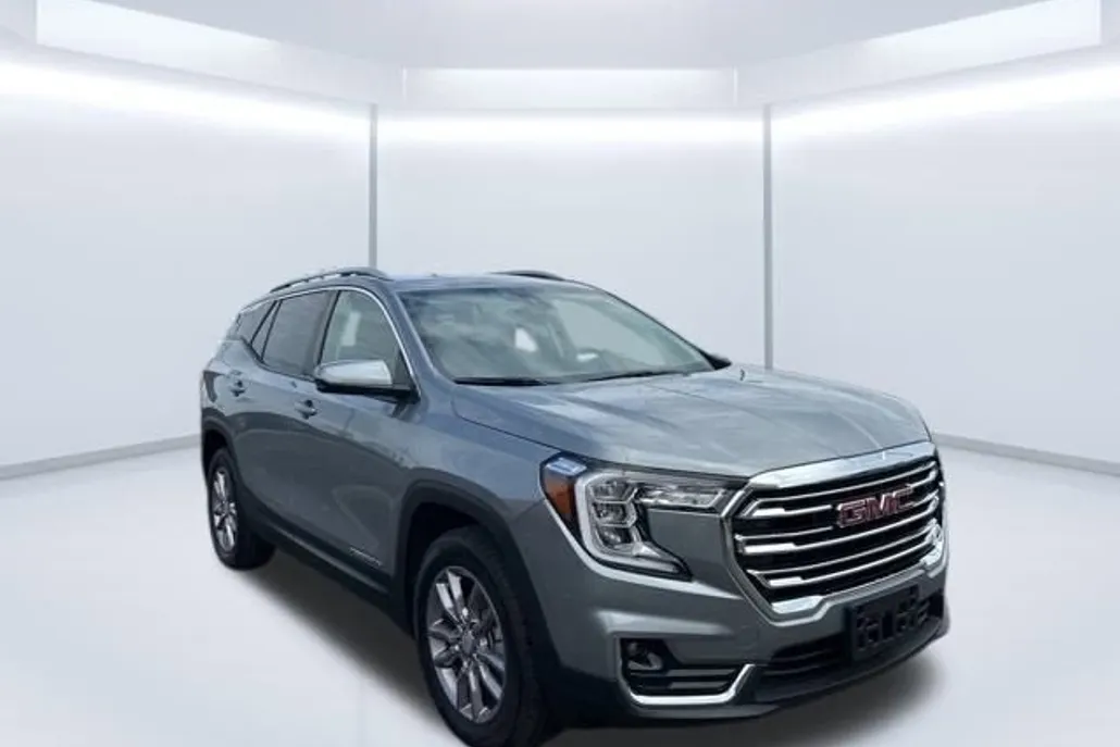 2024 Gmc Terrain SLT photo 1