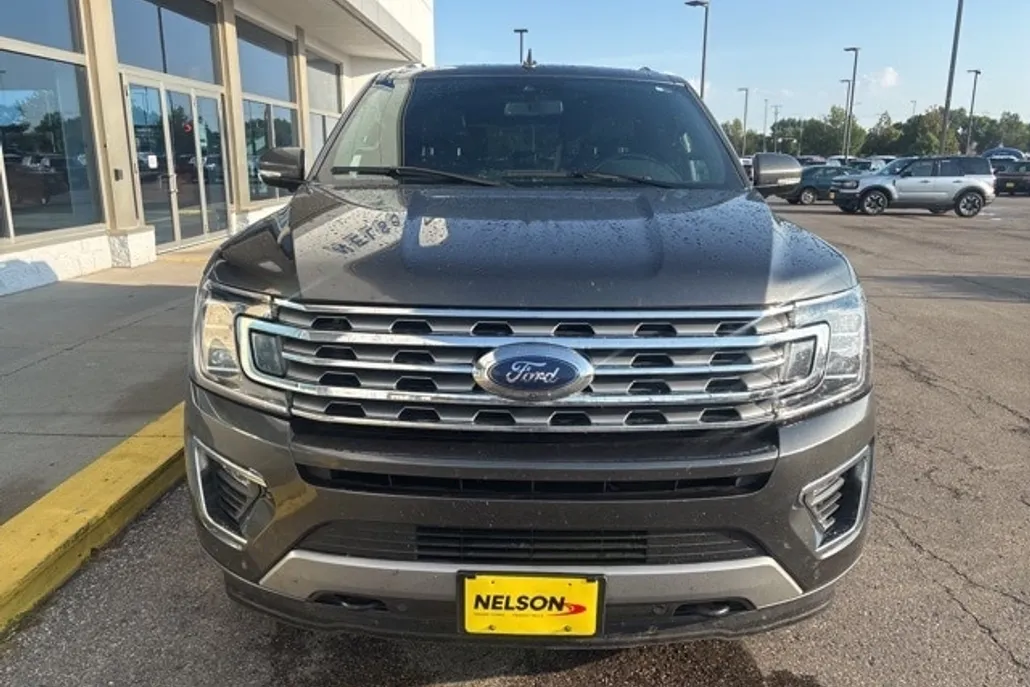 2021 Ford Expedition MAX Limited photo 1