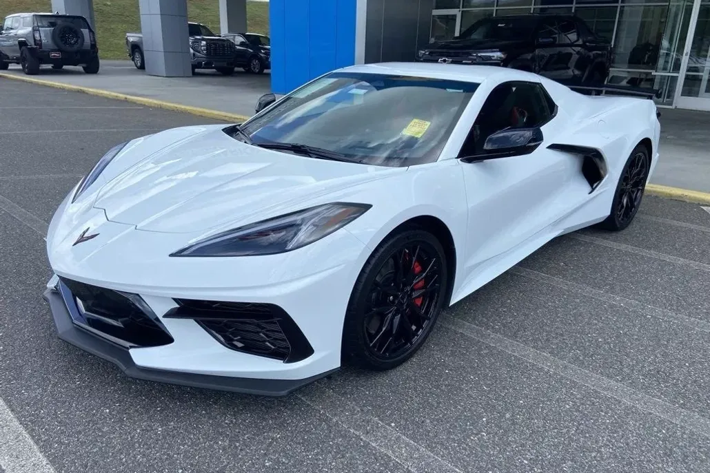 2025 Chevrolet Corvette Stingray 3LT photo 1