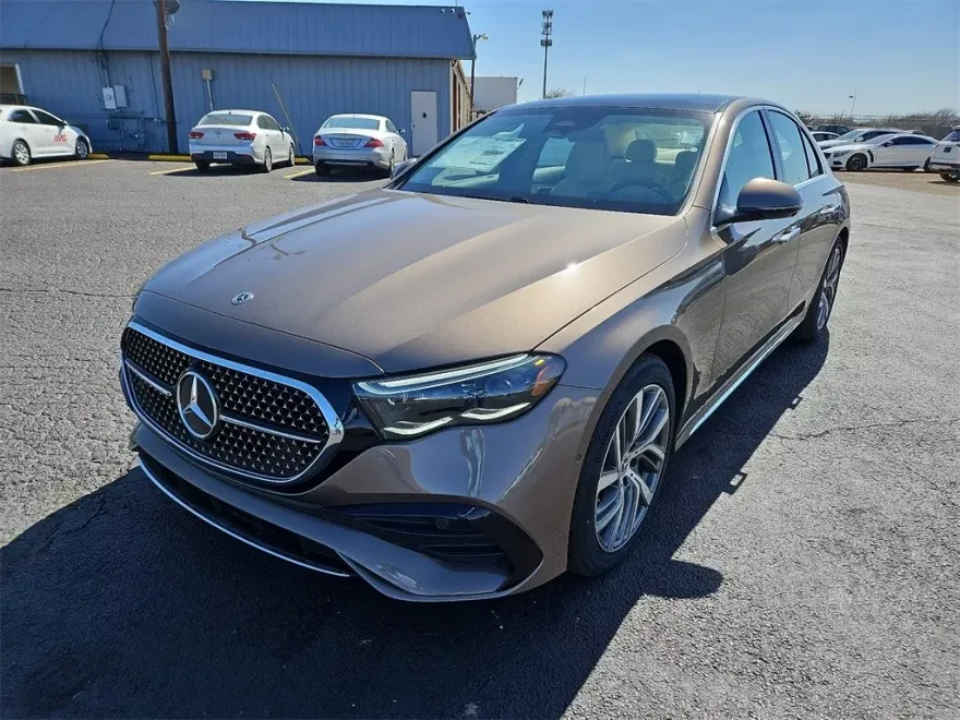 2025 Mercedes Benz E 350 4MATIC photo 1