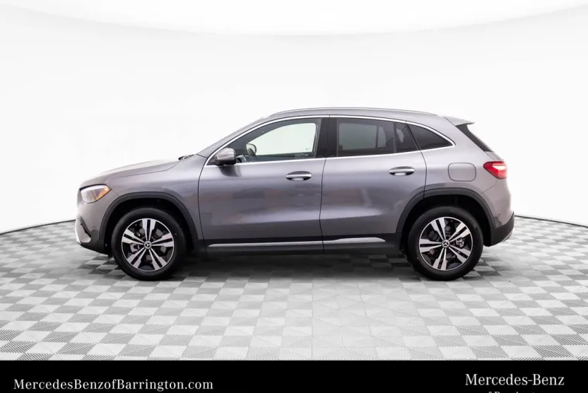2026 Mercedes Benz GLA 250 4MATIC photo 1