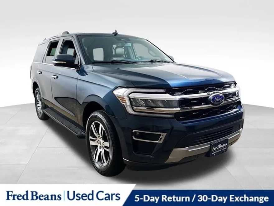 2024 Ford Expedition Limited photo 1