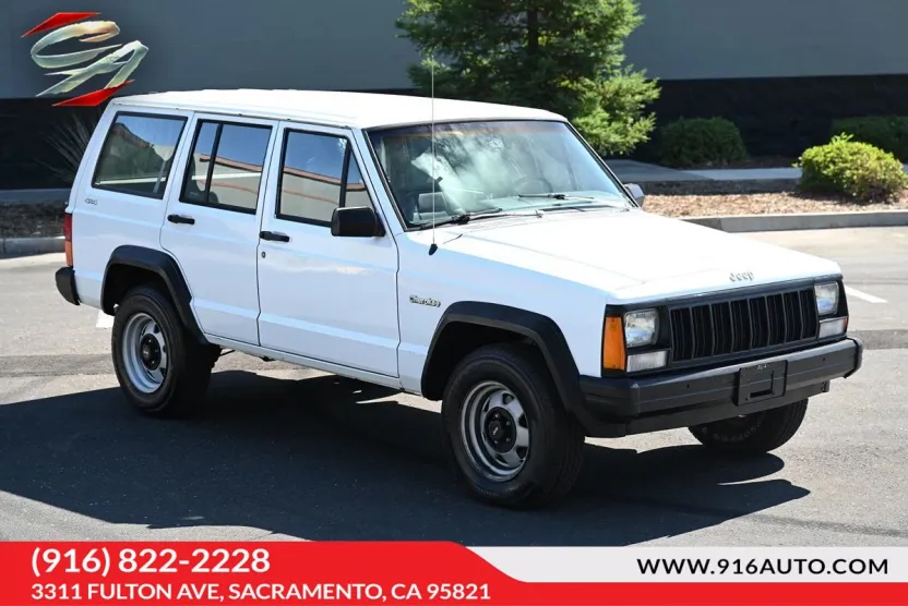 1993 Jeep Cherokee Base photo 1