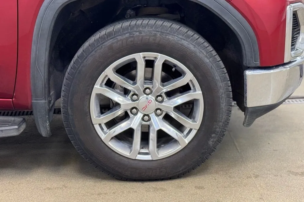 2019 Gmc Sierra 1500 SLT photo 1