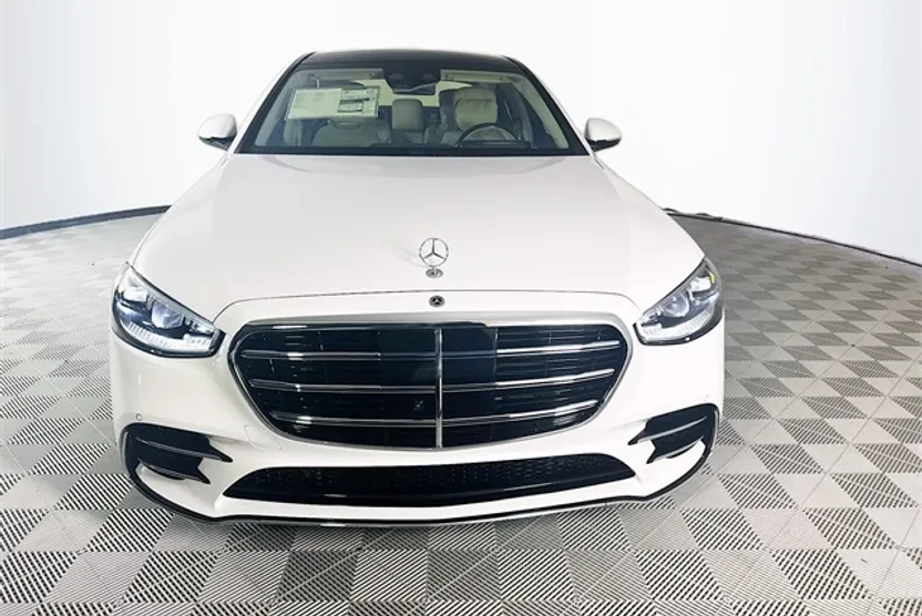 2026 Mercedes Benz S 580 4MATIC photo 1