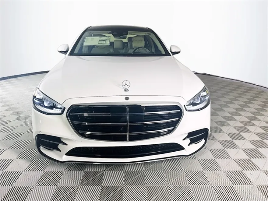2026 Mercedes Benz S 580 4MATIC photo 1