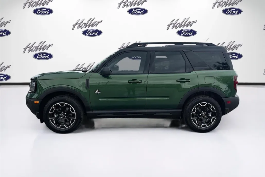 2025 Ford Bronco Sport Outer Banks photo 1