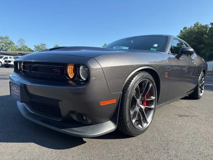 2021 Dodge Challenger R/T Scat Pack photo 1
