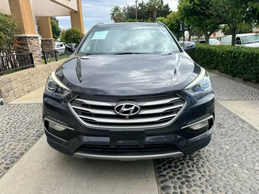 2018 Hyundai Santa Fe Sport photo 1