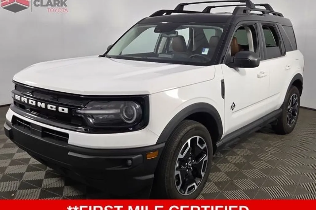 2022 Ford Bronco Sport Outer Banks photo 1