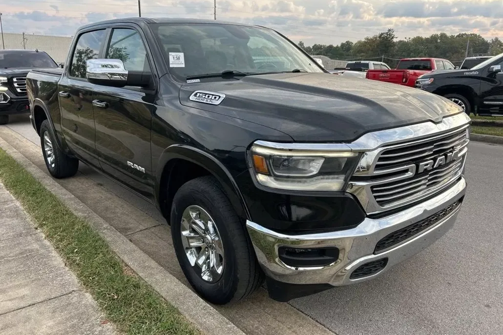 2020 Ram 1500 Laramie photo 1
