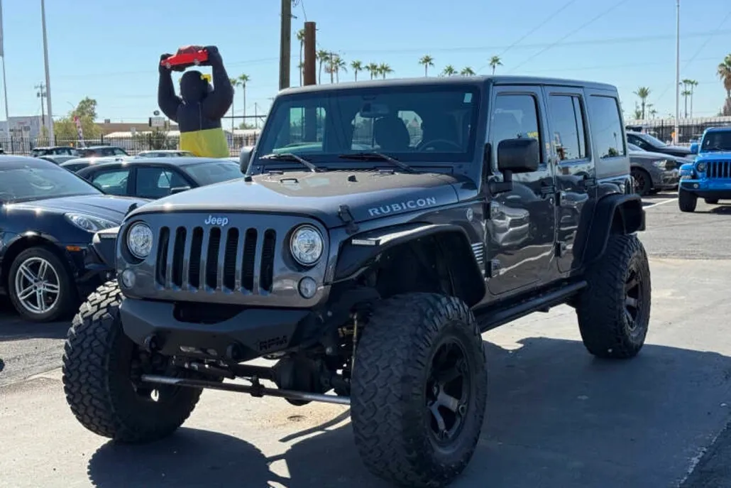 2017 Jeep Wrangler Unlimited Rubicon photo 1