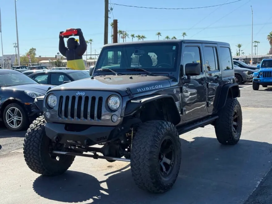 2017 Jeep Wrangler Unlimited Rubicon photo 1