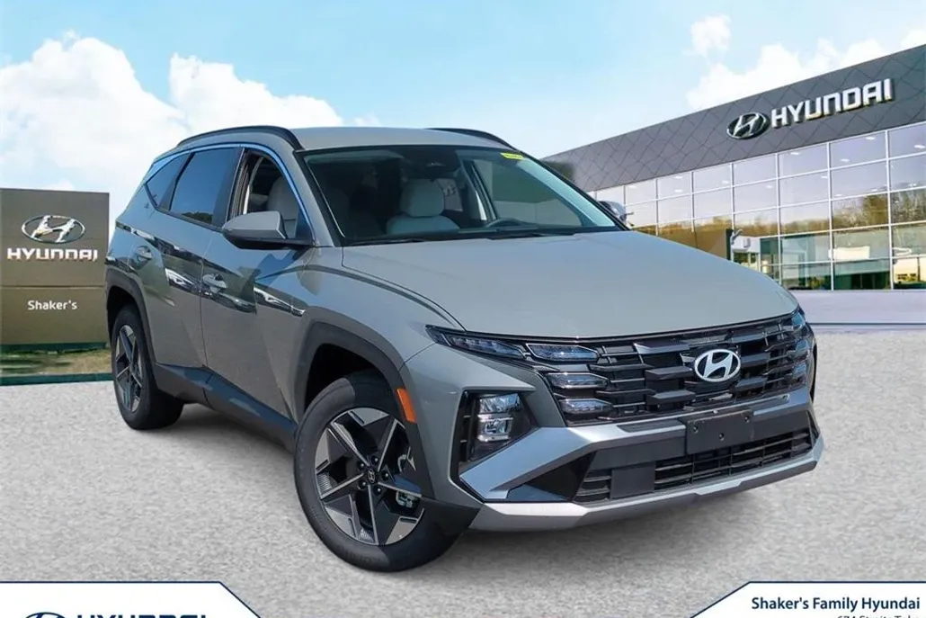 2025 Hyundai Tucson SEL photo 1