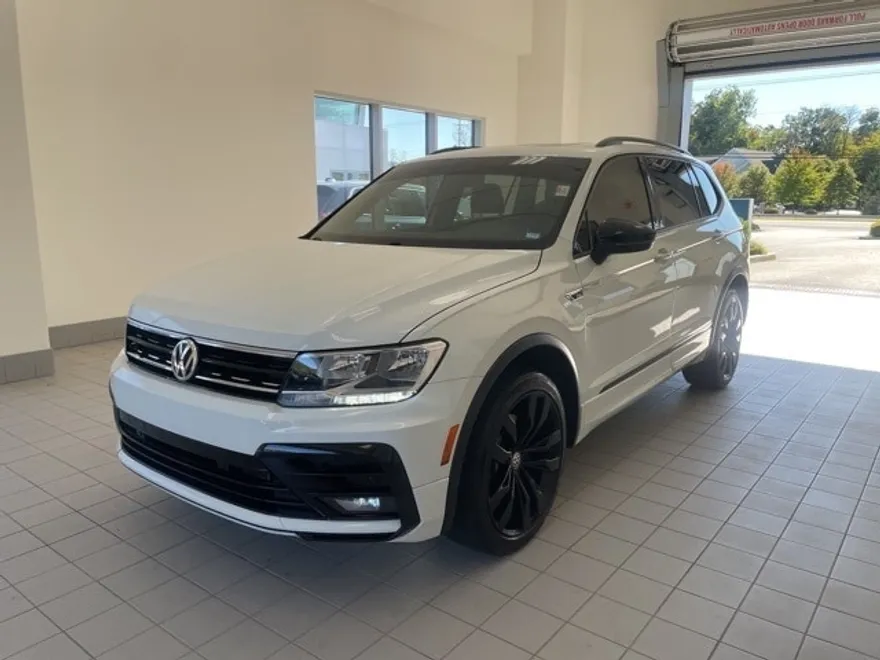 2021 Volkswagen Tiguan SE R-Line Black photo 1