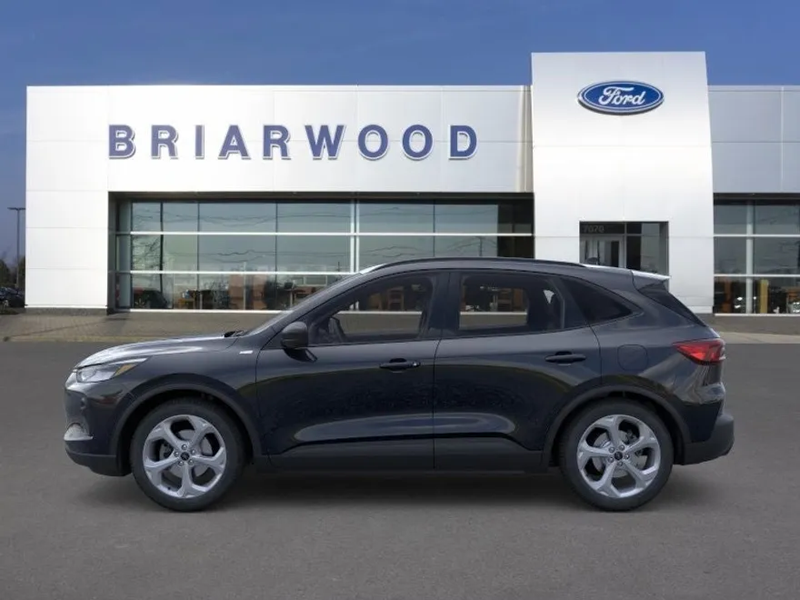 2025 Ford Escape ST-Line photo 3