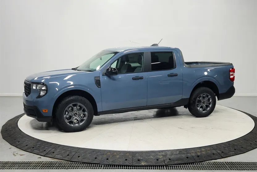 2025 Ford Maverick XLT photo 1