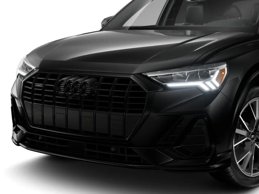 2025 Audi Q3 S line Premium Plus photo 2