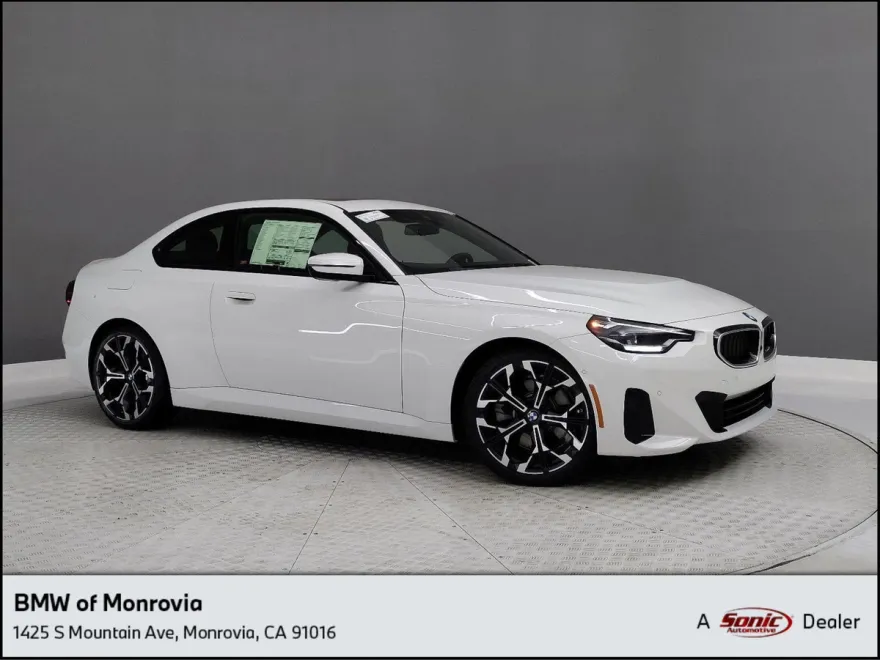 2025 Bmw 230i Coupe photo 1