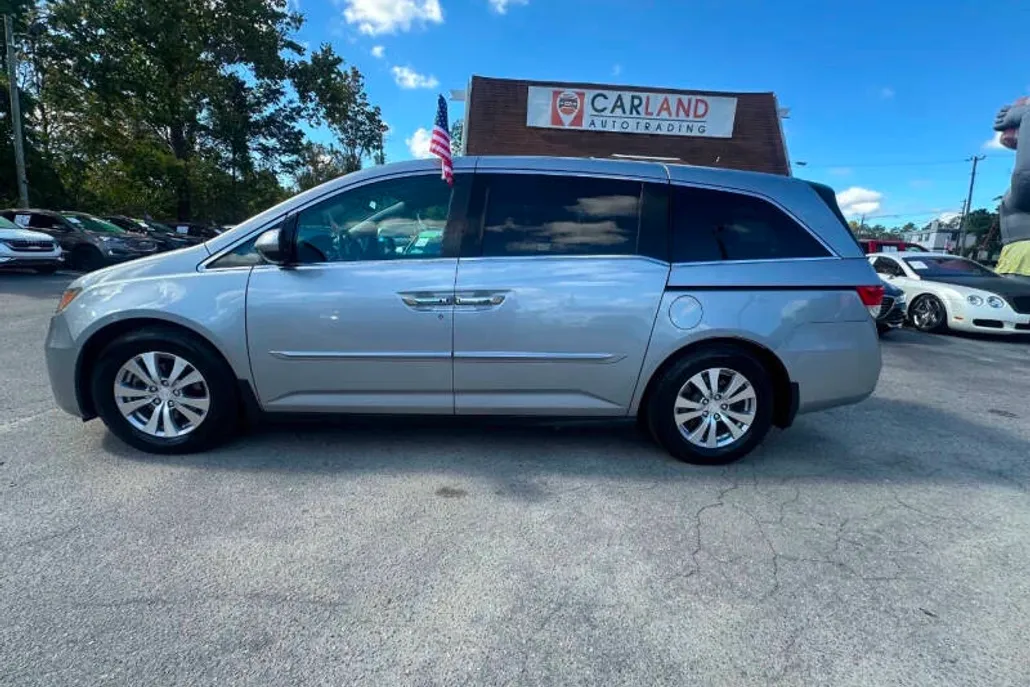 2016 Honda Odyssey EX-L photo 1