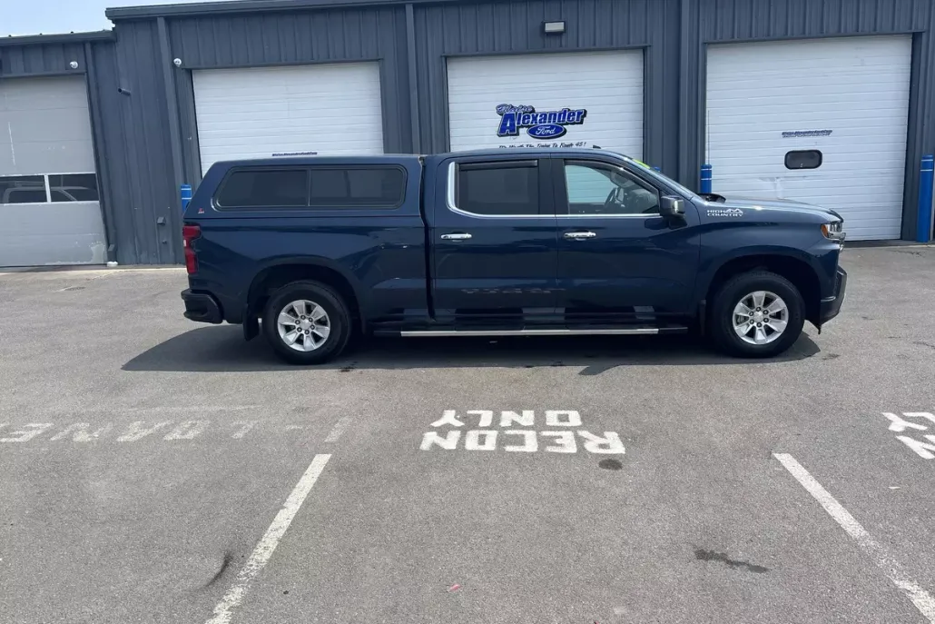 2020 Chevrolet Silverado 1500 High Country photo 1
