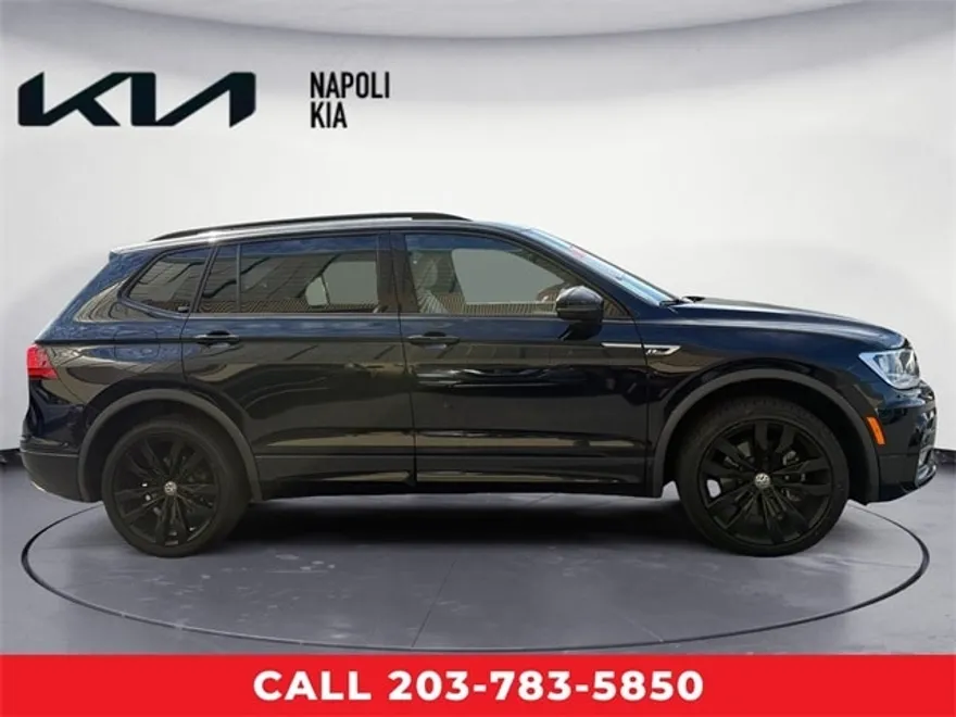 2021 Volkswagen Tiguan SE R-Line Black photo 1