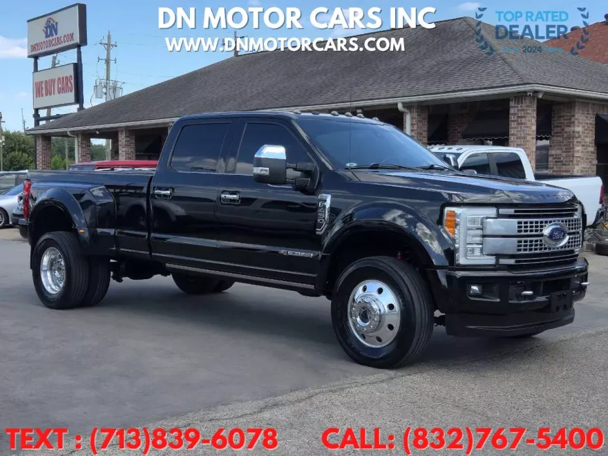 2017 Ford F-450 Platinum photo 1