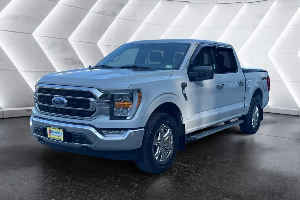 2023 Ford F-150 XLT photo 1