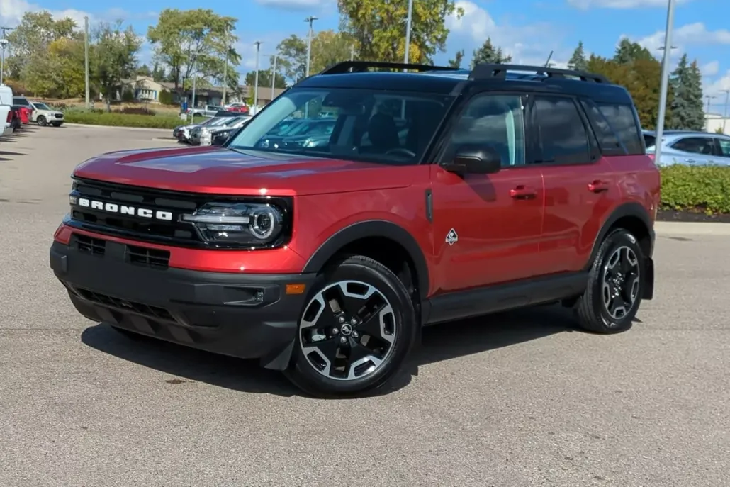 2024 Ford Bronco Sport Outer Banks photo 1