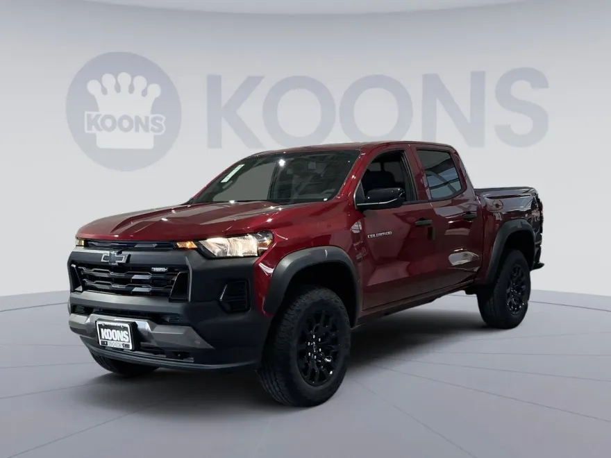 2026 Chevrolet Colorado Trail Boss photo 1