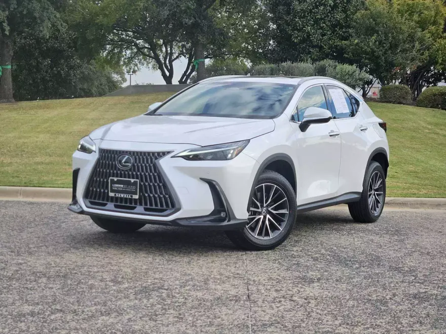 2024 Lexus NX 250 Premium photo 1