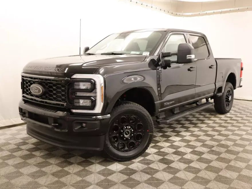 2025 Ford F-250 XLT photo 1