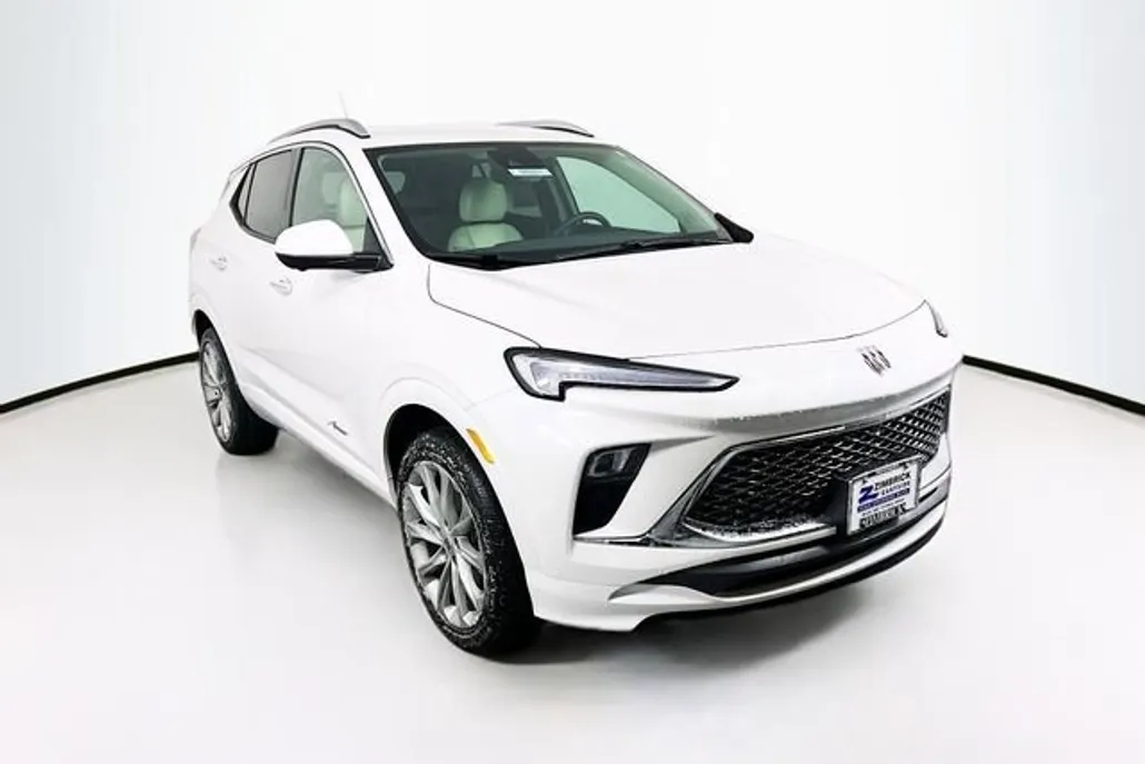 2025 Buick Encore GX Avenir photo 1