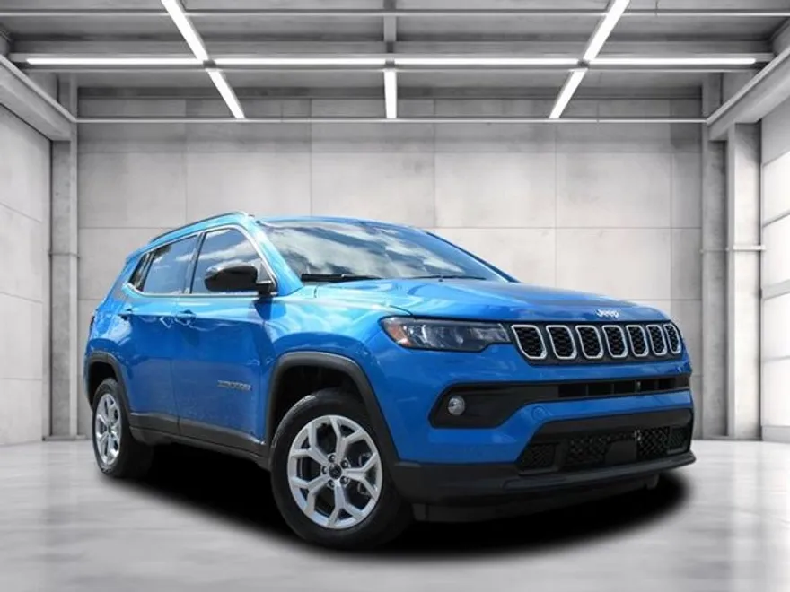 2025 Jeep Compass Latitude photo 1