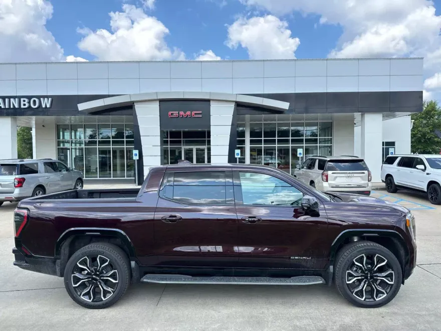 2025 Gmc Sierra EV Denali photo 1