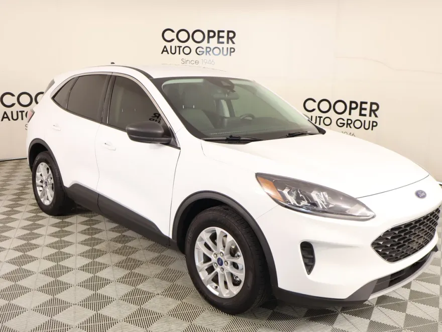 2022 Ford Escape SE photo 1