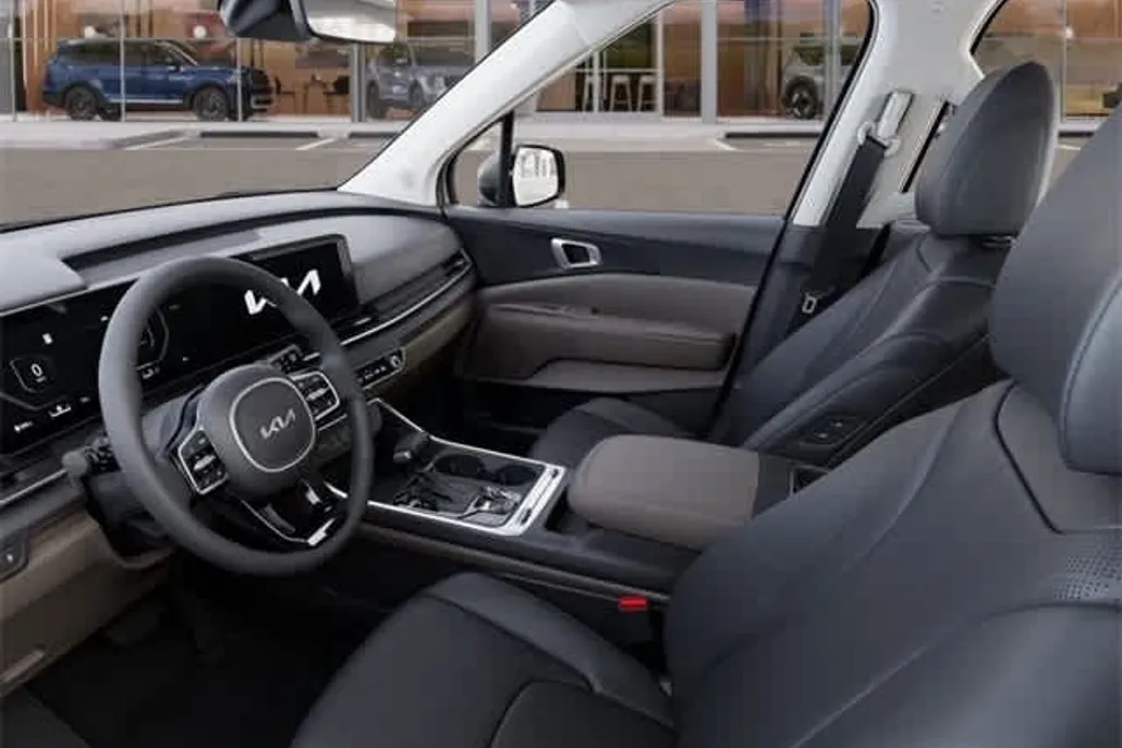 2026 Kia Carnival SX photo 1