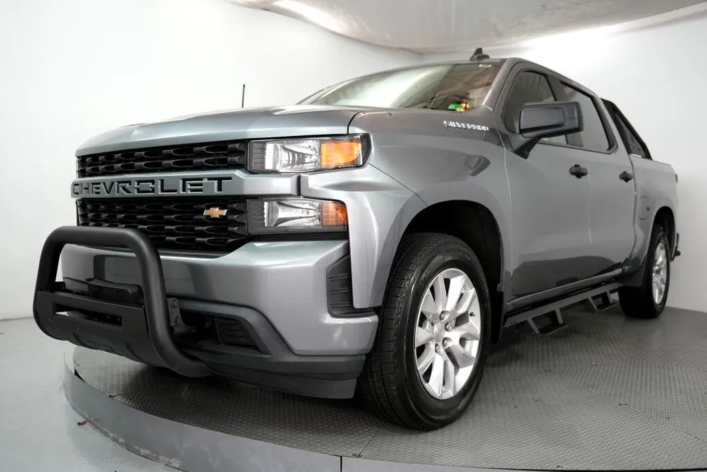 2021 Chevrolet Silverado 1500 Custom photo 1